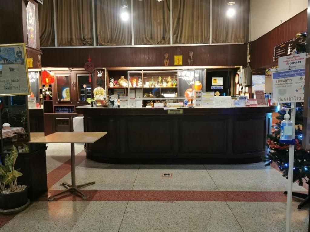 Supak Hotel Kalasin Eksteriør billede