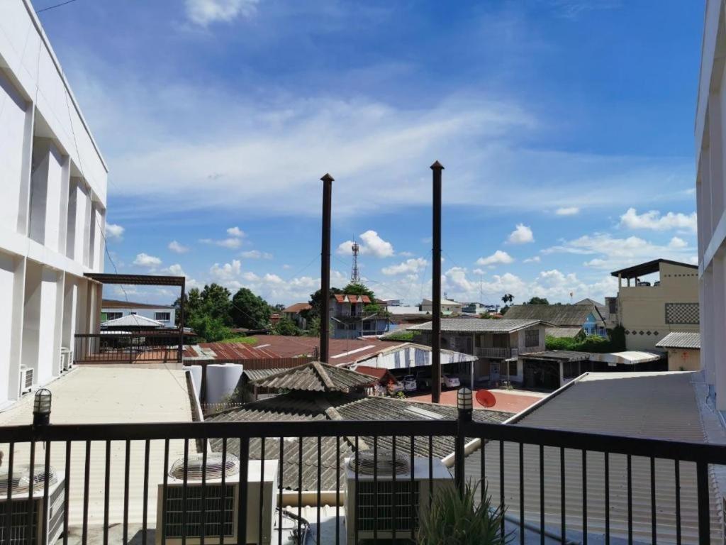 Supak Hotel Kalasin Eksteriør billede