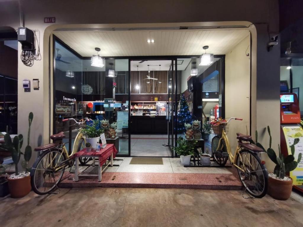 Supak Hotel Kalasin Eksteriør billede