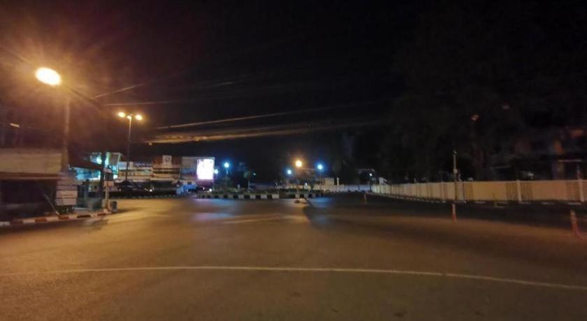 Supak Hotel Kalasin Eksteriør billede