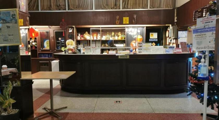 Supak Hotel Kalasin Eksteriør billede
